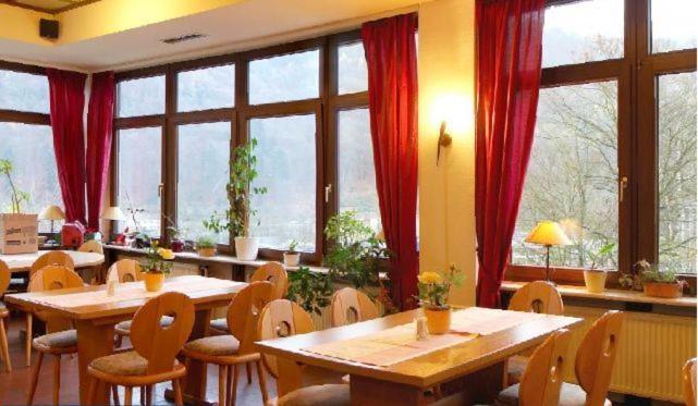Hotel Zum Neckartal Heidelberg Bagian luar foto